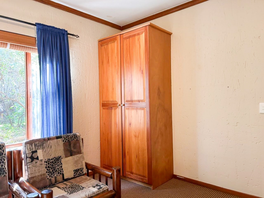 4 Bedroom Property for Sale in Boschenvaal River Front Lodges Free State